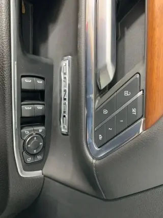 GMC Sierra 1500 2023 4x4 Denali 4dr Crew Cab 5.8 ft. SB