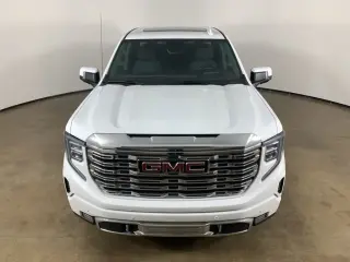 GMC Sierra 1500 2023 4x4 Denali 4dr Crew Cab 5.8 ft. SB