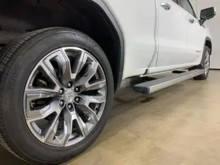 GMC Sierra 1500 2023 4x4 Denali 4dr Crew Cab 5.8 ft. SB