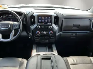 GMC Sierra 1500 Limited 2022 4x4 SLT 4p Puerta Tripulante Cabina 5.8 ft CB
