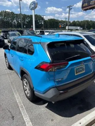 Toyota RAV4 2019 LE 4dr SUV
