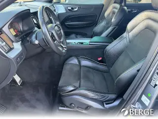Volvo XC60 2018 AWD T6 R-Design 4dr SUV