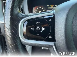 Volvo XC60 2018 AWD T6 R-Design 4dr SUV