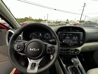 Kia Soul 2022 LX 4p Crossover CVT