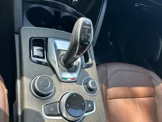 Alfa Romeo Stelvio 2022 AWD Ti 4p Crossover