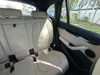 BMW X1 2021 sDrive28i 4p Vehículo de Actividad Deportiva