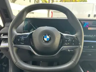 Serie 5 BMW 2025 530i 4dr Sedán