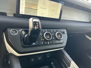 Land Rover Defender 2020 AWD 110 SE 4dr SUV