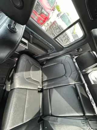 Land Rover Defender 2024 4x4 110 P300 S 4p SUV