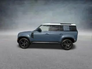 Land Rover Defender 2024 4x4 110 P300 S 4p SUV