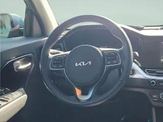 Kia Niro Plug-In Hybrid 2022 EX 4p Crossover