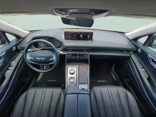 Genesis GV80 2024 AWD 3.5T 4dr SUV