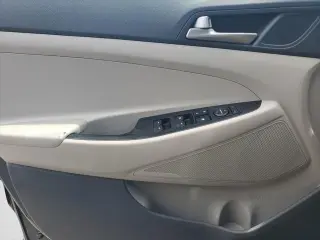 Hyundai TUCSON 2017 AWD SE 4dr SUV