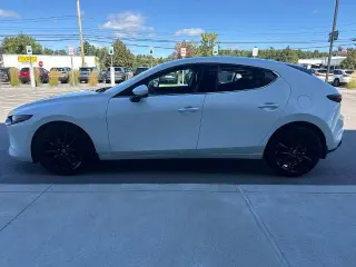 Mazda Mazda3 Hatchback 2019 AWD Premium 4dr Hatchback