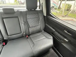 Toyota Tundra 2024 4x2 SR5 4dr CrewMax Cab Pickup SB
