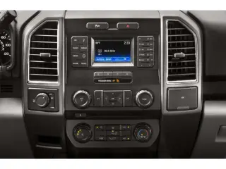 Ford F-150 2015 4x4 XLT 4dr SuperCrew 6.5 ft. SB