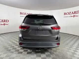 Toyota Highlander 2019 SE 4dr SUV