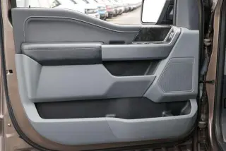 Ford F-150 2023 4x4 XLT 4dr SuperCrew 5.5 ft. SB