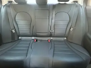 Mercedes-Benz Clase C 2016 C 300 4dr Sedán