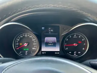 Mercedes-Benz Clase C 2016 C 300 4dr Sedán