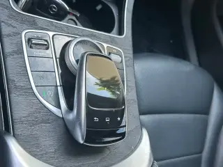 Mercedes-Benz Clase C 2016 C 300 4dr Sedán
