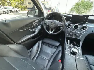 Mercedes-Benz Clase C 2016 C 300 4dr Sedán