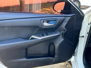 Toyota Camry 2016 SE 4p Sedano
