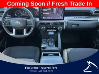 Toyota Tacoma 2024 4x4 SR5 4dr Cabina Doble 5.0 ft SB