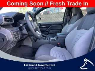 Toyota Tacoma 2024 4x4 SR5 4dr Cabina Doble 5.0 ft SB