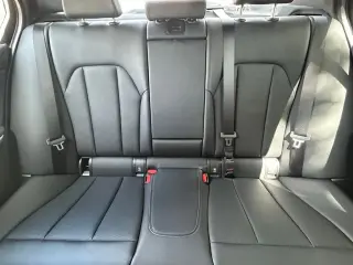 Serie 3 BMW 2025 330i Sedán 4p