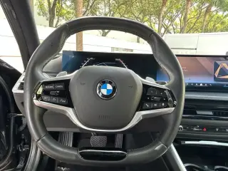 Serie 3 BMW 2025 330i Sedán 4p