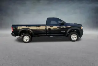 Ram 2500 2022 4x4 Tradesman Cabina Regular 2 puertas Pickup 8 pies LB