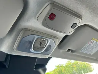 Ram ProMaster 2025 Tradesman 2500 136 WB 3dr Low Roof Cargo Van sin asiento de pasajero