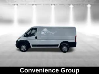 Ram ProMaster 2025 Tradesman 2500 136 WB 3dr Low Roof Cargo Van sin asiento de pasajero