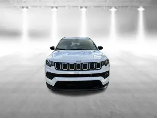 Jeep Compass 2024 4x4 Latitude Lux 4dr SUV