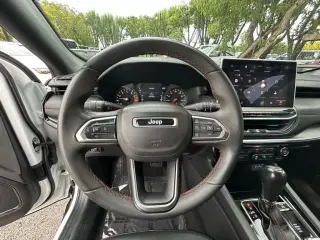 Jeep Compass 2023 4x4 Trailhawk 4p SUV