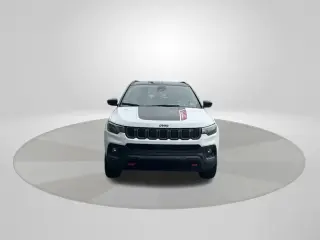 Jeep Compass 2023 4x4 Trailhawk 4p SUV