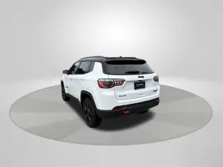 Jeep Compass 2023 4x4 Trailhawk 4p SUV