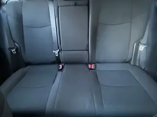 Toyota RAV4 2024 LE 4p SUV