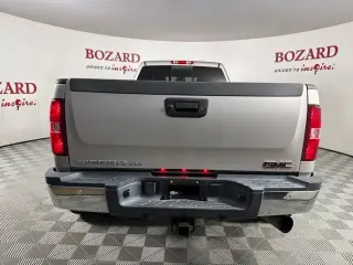 GMC Sierra 3500HD 2009 4x4 SLT 4dr Crew Cab LB DRW