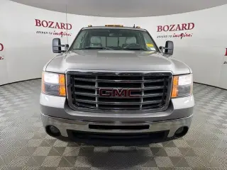 GMC Sierra 3500HD 2009 4x4 SLT 4dr Crew Cab LB DRW