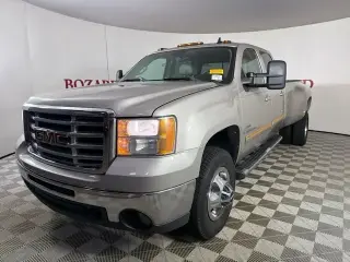 GMC Sierra 3500HD 2009 4x4 SLT 4dr Crew Cab LB DRW