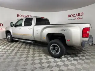 GMC Sierra 3500HD 2009 4x4 SLT 4dr Crew Cab LB DRW