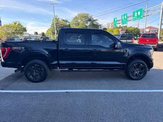 Ford F-150 2022 4x4 XLT 4p SuperCrew 5.5 ft. CB