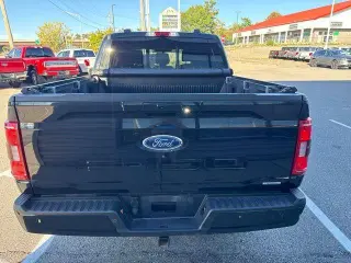 Ford F-150 2022 4x4 XLT 4p SuperCrew 5.5 ft. CB