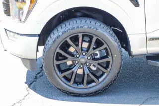 Ford F-150 2023 4x4 XLT 4dr SuperCrew 5.5 ft. SB