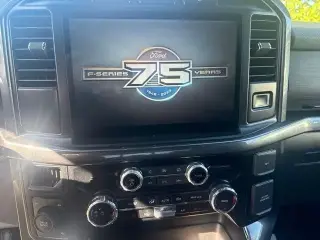 Ford F-150 2023 4x4 XLT 4p SuperCrew 5.5 ft. SB