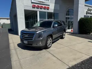 Cadillac Escalade 2019 4x4 Premium Luxury SUV 4 puertas