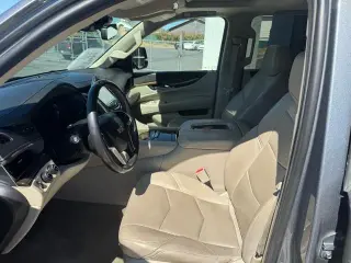 Cadillac Escalade 2019 4x4 Premium Luxury SUV 4 puertas