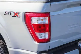 Ford F-150 2023 4x2 XL 4dr SuperCab 6.5 ft. SB